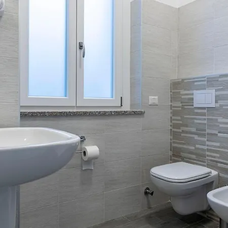 Apartamento Leader 4 - Monzino - Hockey Msg Arena - Linate - Milão